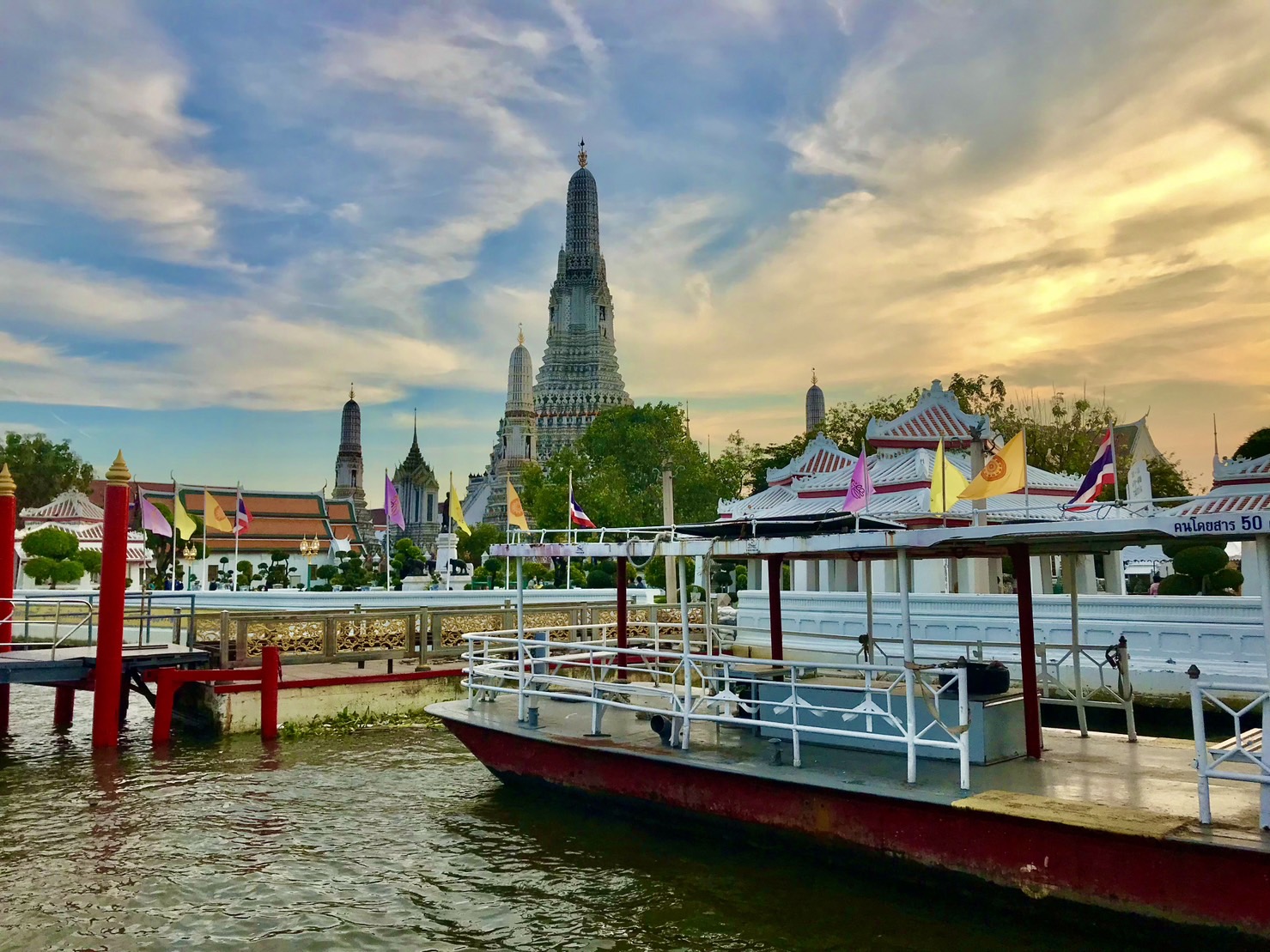 [원데이] 왓포 & 왓아룬 & 수상 보트 & 아이콘시암 & 딸랏노이 카페