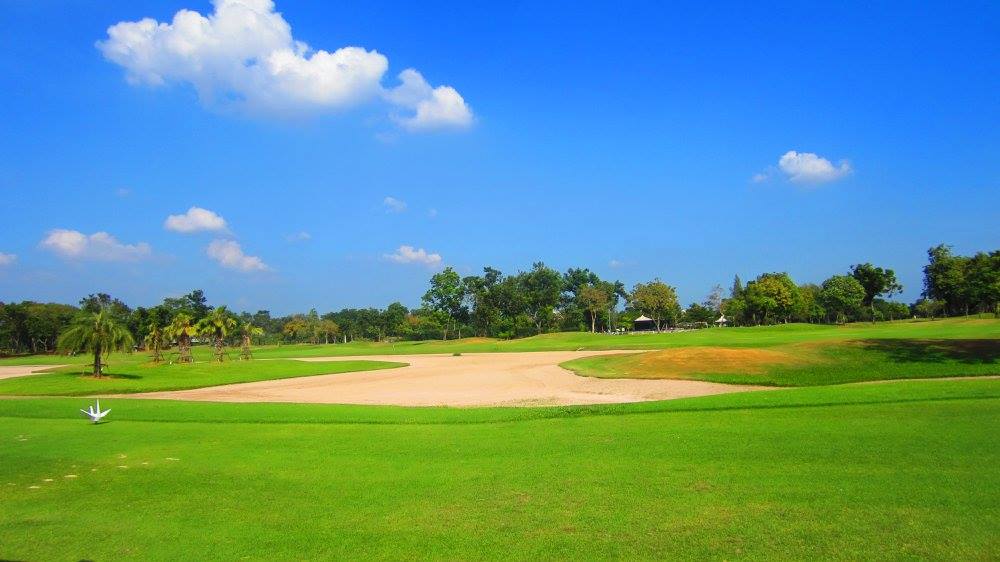 The Legacy Golf Club /