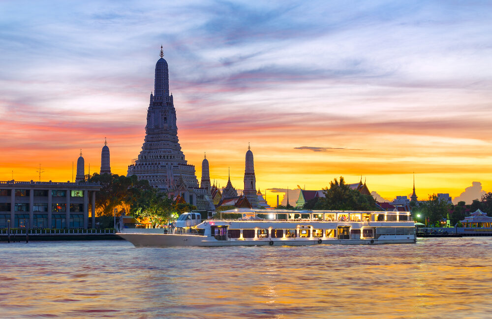 A Unique and Relaxing Way to Explore the Thai Capital